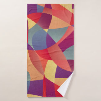 Colorful Grunge: Geometric Triangles Background Bath Towel
