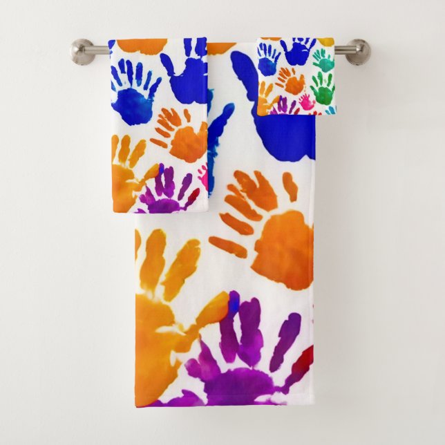 Colorful HandPrint Bath Towel Set (Insitu)