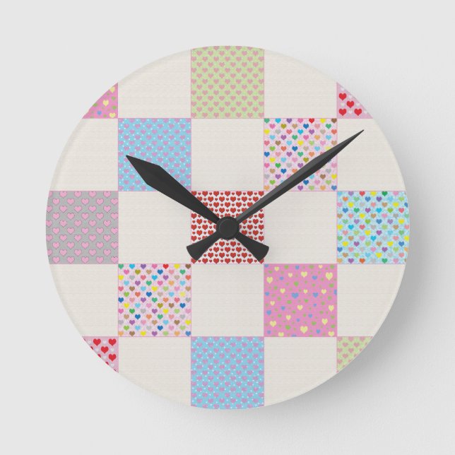 Colorful hearts quilt pattern round clock (Front)