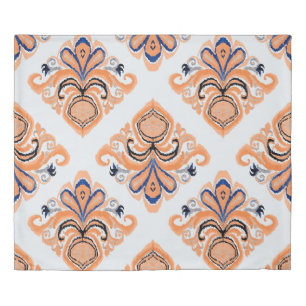 Colorful ikat pattern in vintage style. Elegant et Duvet Cover