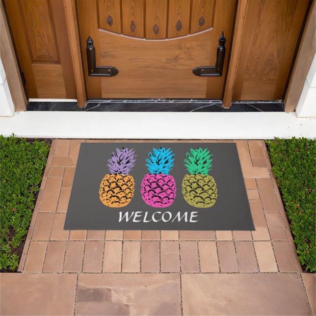 Colorful illustrated Pineapples Doormat (Outdoor)