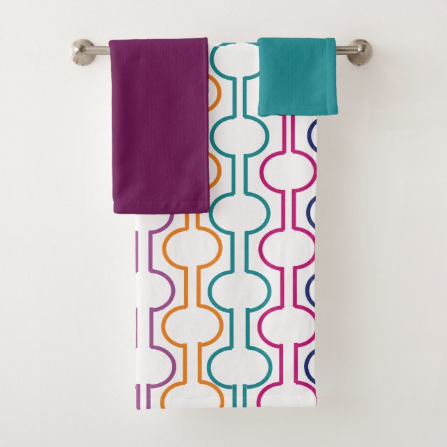 Colorful Open Circles Bath Towel Set (Insitu)