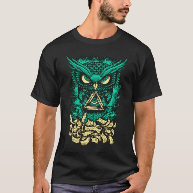 Colorful Owl Art beautiful graphic tattoo design T-Shirt (Front)