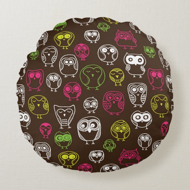 Colorful owl doodle background pattern round pillow (Front)