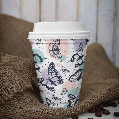 Colorful retro butterflies pattern paper cups