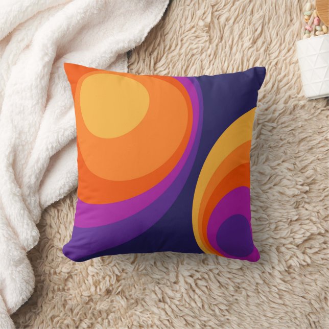 Colorful retro circles design  throw pillow (Blanket)