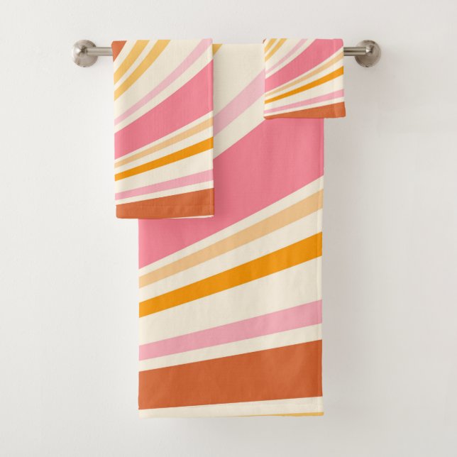 Colorful retro vibes bath towel set (Insitu)