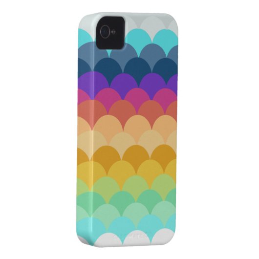 Colorful Scalloped IPhone 4 Case (Back/Right)
