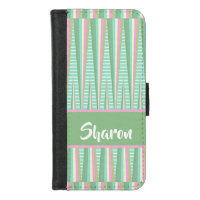 Colorful sharp peaks on green iPhone 8/7 wallet case