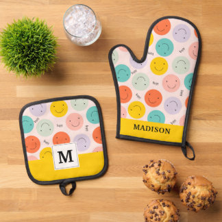 Colorful Smiling Happy Face Pattern Oven Mitt & Pot Holder Set
