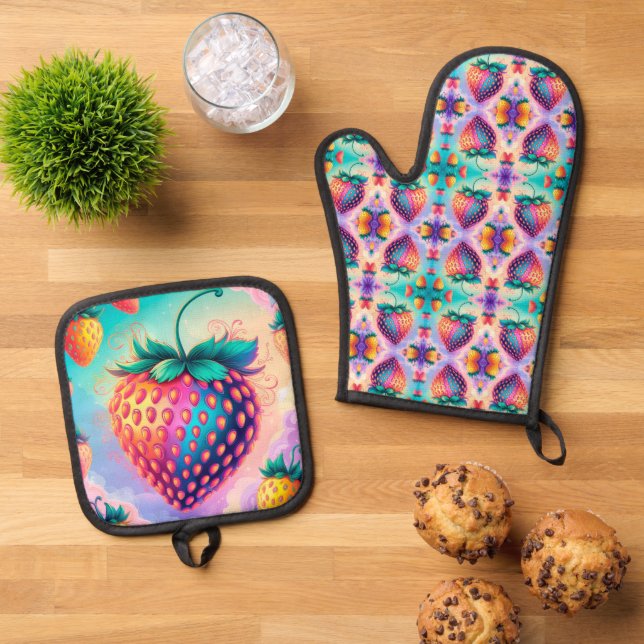 Colorful strawberry oven mitt & pot holder set (Top Down)