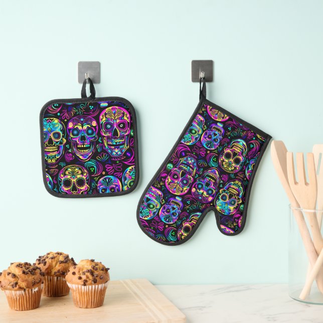 Colorful Sugar Skull Oven Mitt & Pot Holder Set (Insitu(Hanging))