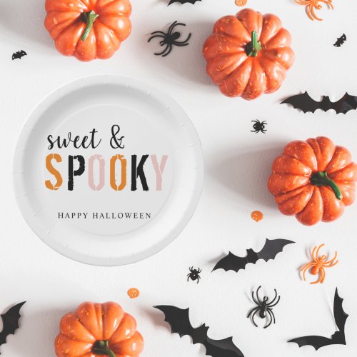 Colorful Sweet And Spooky  Happy Halloween  Paper Plates