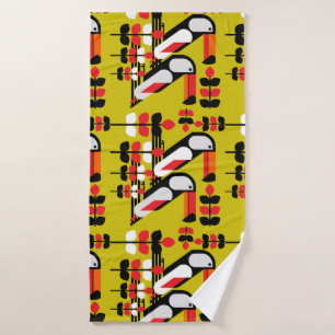 Colorful Toucan Artwork Bath Towel