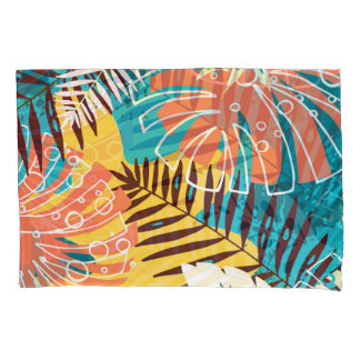 Colorful tropical jungle leaves pattern. pillow case