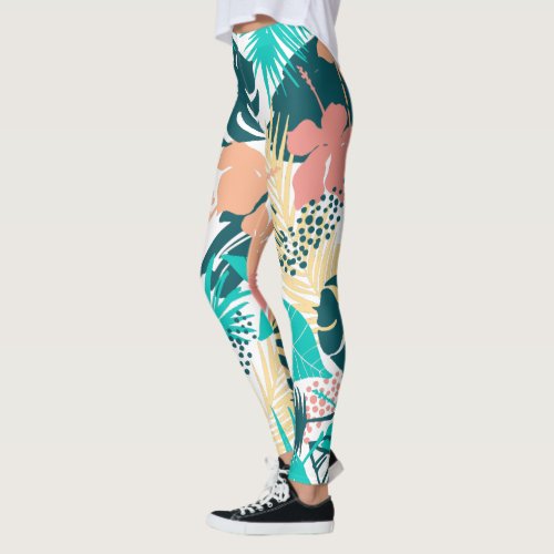 Colorful tropical leaves pattern leggings