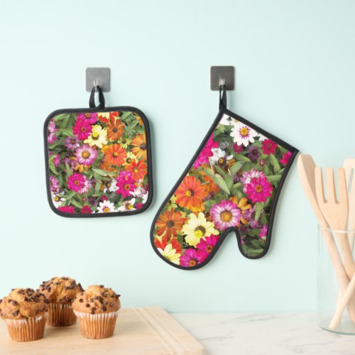 Colorful Zinnia Garden Floral Oven Mitt  Pot Holder Set