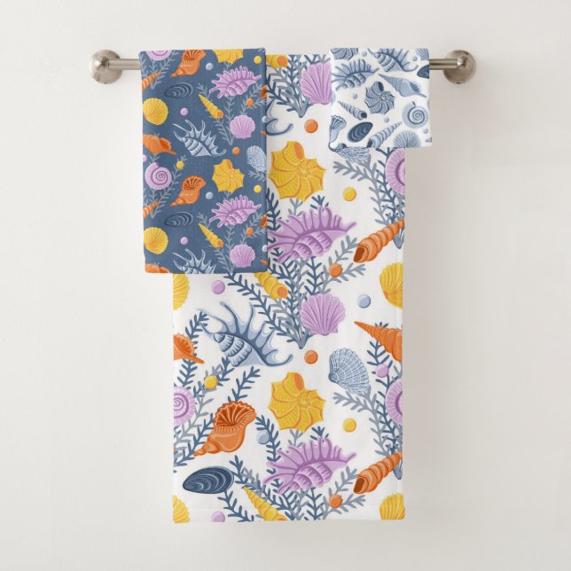 Colorfull seashells and algaes bath towel set (Insitu)