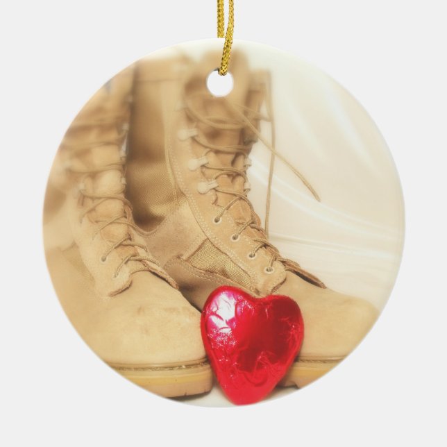 Combat boots ornament (Front)