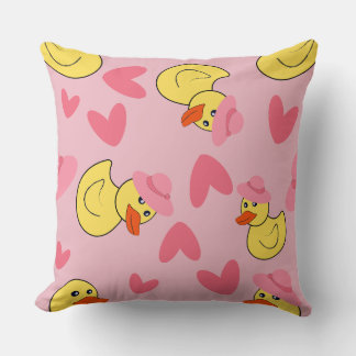 Comical character Quirky hat Silly hat Humorous de Throw Pillow