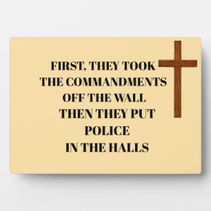 COMMANDMENTS REMOVED FROM SCHOOL PLAQUE