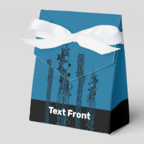 Communication Towers Favor Boxes