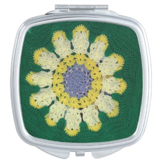 Compact Mirror - Daisy in Crochet