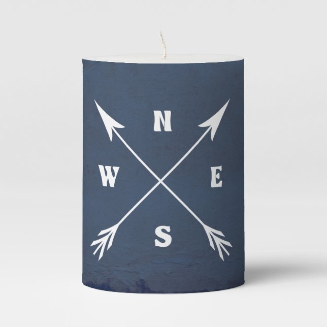 Compass arrows pillar candle (Front)
