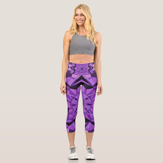 Compass Star Capri Leggings (Front)