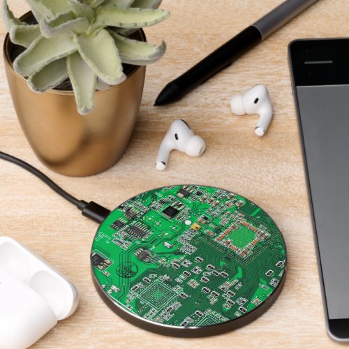 Computer Geek Circuit Board Green Wireless Charger