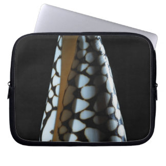 Cone shell 2 laptop sleeve
