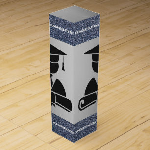 Congratulate to the graduation wine box