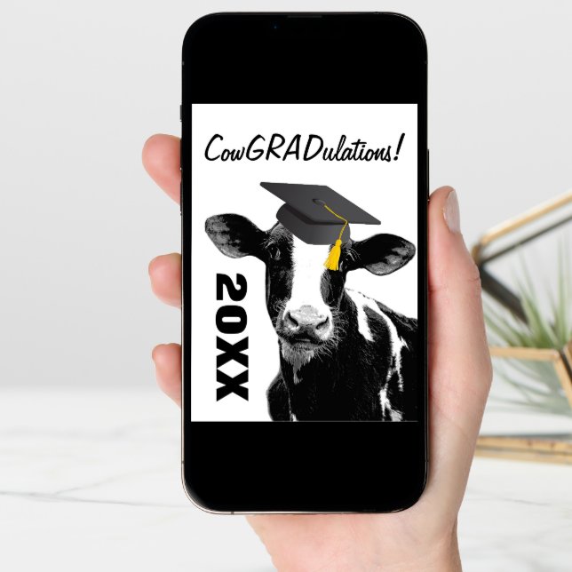 Congratulations Graduation Funny Cow in Cap Card (Front Digital)