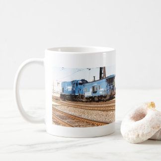 Conrail Diesel #1633 GP-15-1 and caboose Coffee Mug
