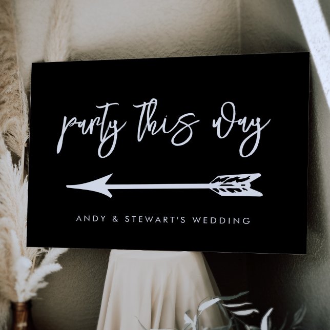 Contemporary black wedding direction sign (Creator Uploaded)