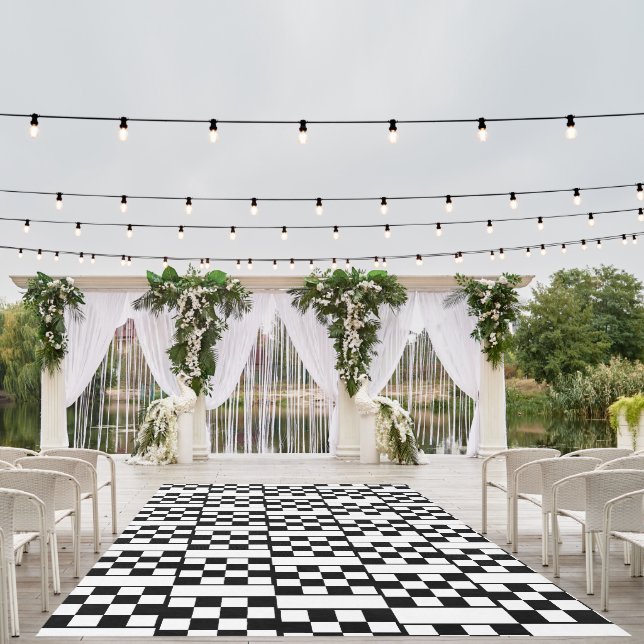 Contemporary Checkered Black and White Pattern Outdoor Rug (Insitu (Wedding 1))