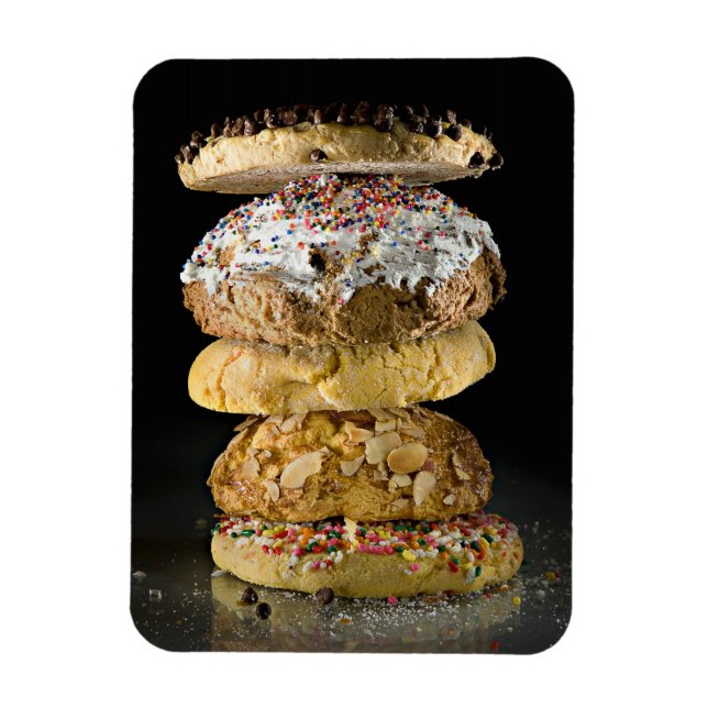 Cookies in a stack magnet (Vertical)