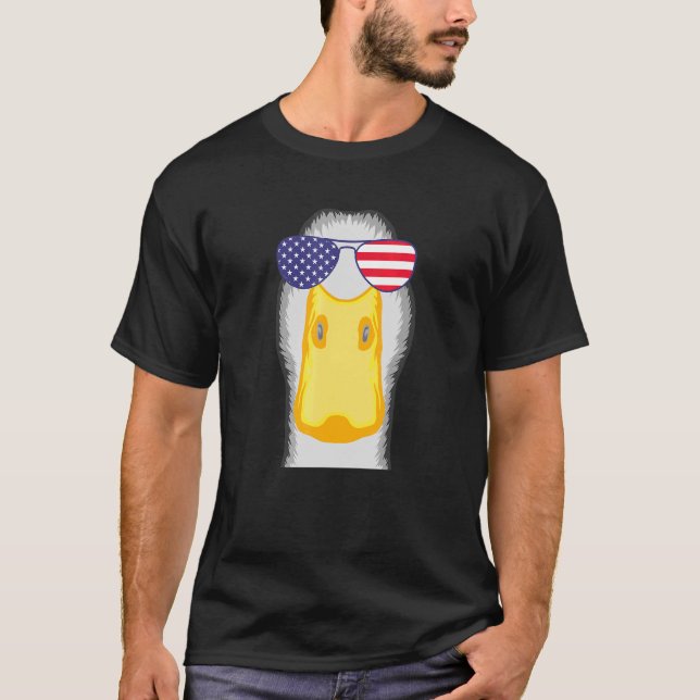 Cool Duck Wearing Usa Flag Sunglasses Us America T-Shirt (Front)