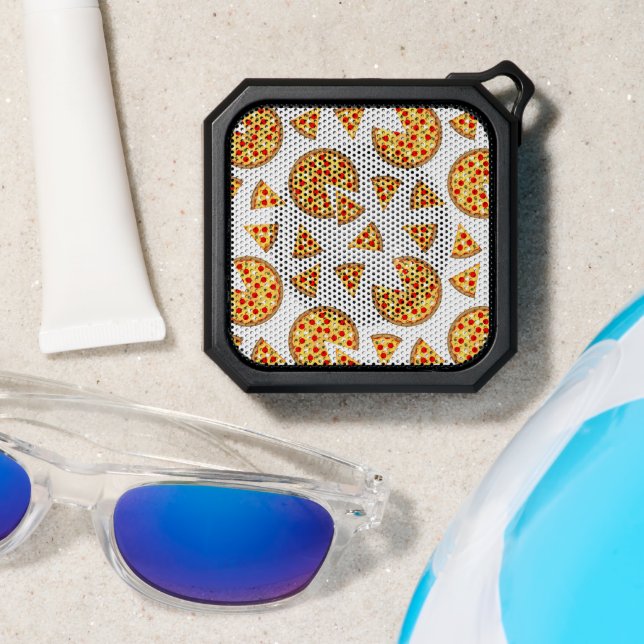 Cool fun pizza and slices pattern on white bluetooth speaker (Insitu(Beach))