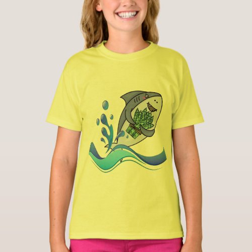 Cool Funny graphic design love vegetarian shark T_Shirt