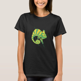 Cool green yellow chameleon Old World lizards cham T-Shirt