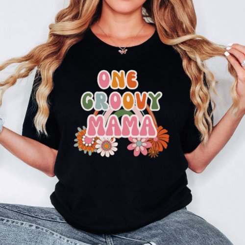 Cool Groovy Mom Mama Retro Vintage Rainbow Flower T_Shirt