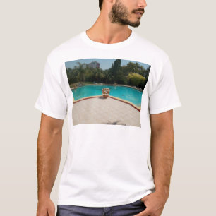 Cool Hakuna Matata Pool Side I love My Family.jpg T-Shirt