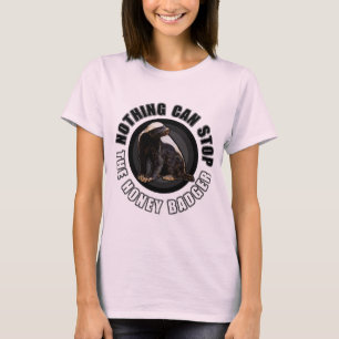 Cool Honey Badger Round Logo Style Graphic T-Shirt