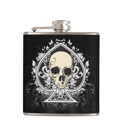Cool image of a skull and the ace of spades flask