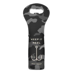Cool Keep it Reel Fishing Funny Father&#39;s Day Camo Wine Bag