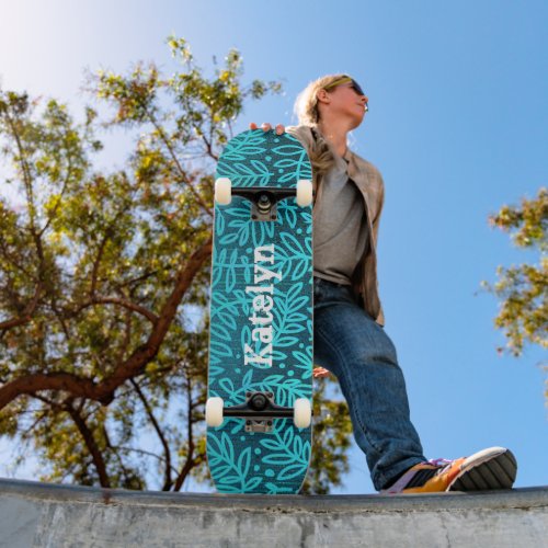 Cool leaf foliage pattern on turquoise blue damask skateboard