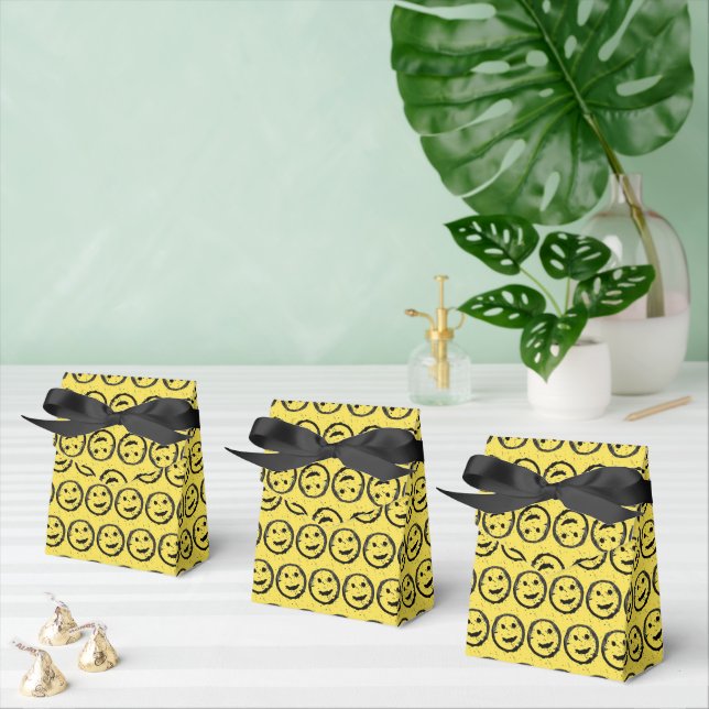 Cool Stained Happy Smiling face pattern yellow Favor Boxes (Multiple)
