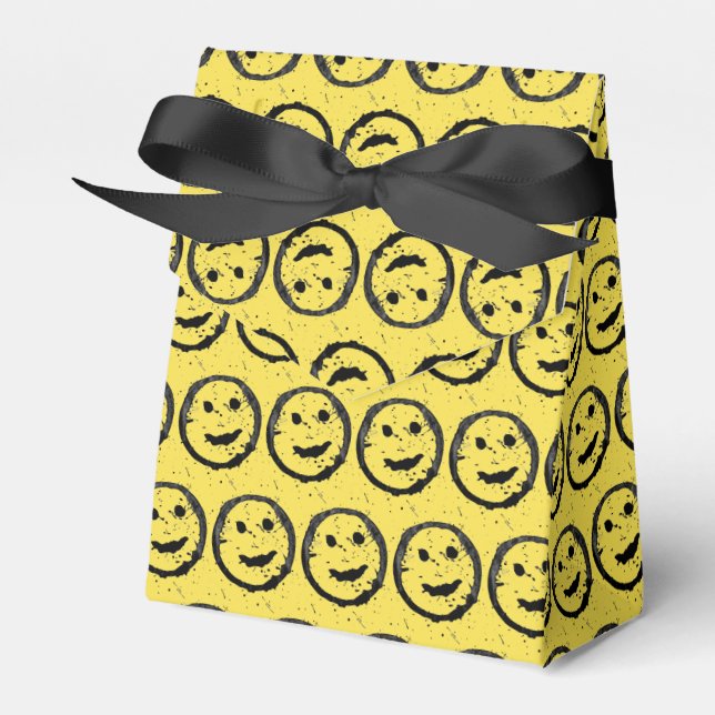 Cool Stained Happy Smiling face pattern yellow Favor Boxes (Front Side)