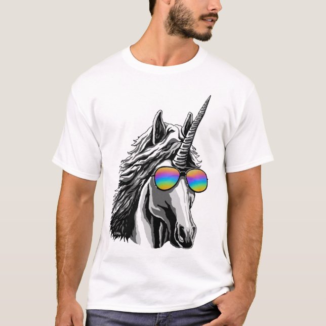 Cool unicorn with rainbow sunglasses T-Shirt (Front)